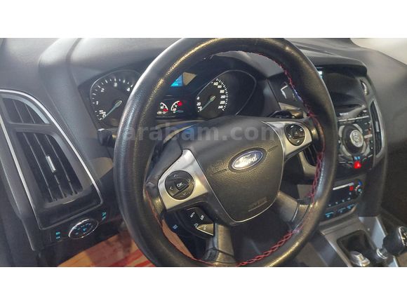 Sahibinden Ford Focus 1.6 TDCi Titanium 2013 Model