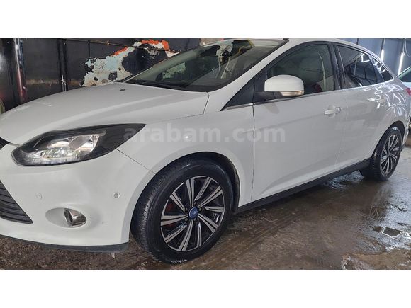 Sahibinden Ford Focus 1.6 TDCi Titanium 2013 Model
