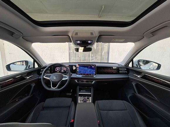 Sahibinden Volkswagen Tiguan 1.5 TSI Elegance 2024 Model 