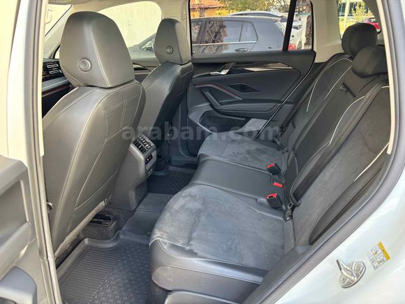 Sahibinden Volkswagen Tiguan 1.5 TSI Elegance 2024 Model 
