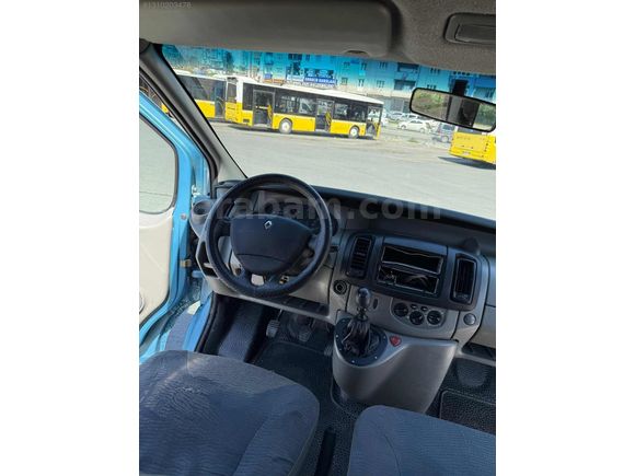 2004 trafik multix 1.9 docı baz 6 m 3 confort