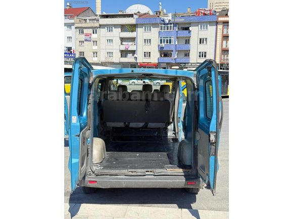 2004 trafik multix 1.9 docı baz 6 m 3 confort