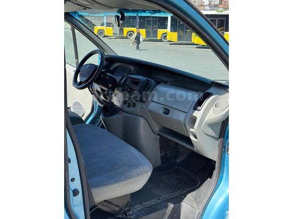 2004 trafik multix 1.9 docı baz 6 m 3 confort