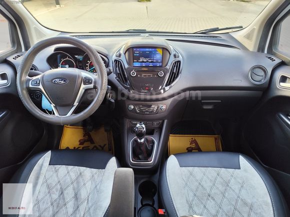 2022 FORD COURİER 1.5 TDCİ TİTANİUM PLUS 14000 KM BOYASIZ MAKYAJ