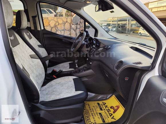 2022 FORD COURİER 1.5 TDCİ TİTANİUM PLUS 14000 KM BOYASIZ MAKYAJ