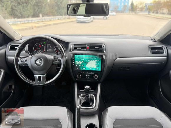 2014 VW JETTA 1.6 TDİ MANUEL COMFORTLİNE HATASİZ