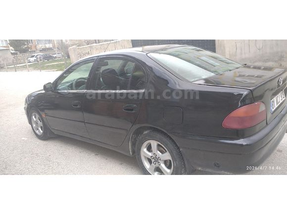 Sahibinden Toyota Avensis 2.0 Sol 1999 Model