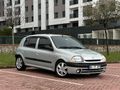Renault Clio 1.4 RTA 2000 Model  248.000 km Mavi (metalik)