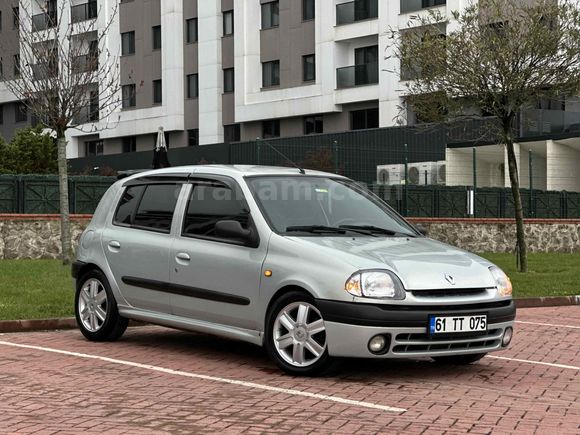 Renault Clio 1.4 RTA 2000 Model  248.000 km Mavi (metalik)