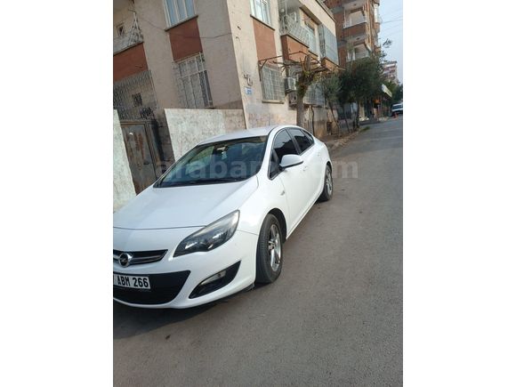 Sahibinden Opel Astra 1.6 Edition 2018 Model  125.000 km Beyaz