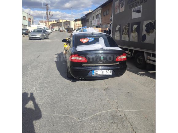 Sahibinden Skoda SuperB 1.4 TSI Ambition 2011 Model  272 km Siyah