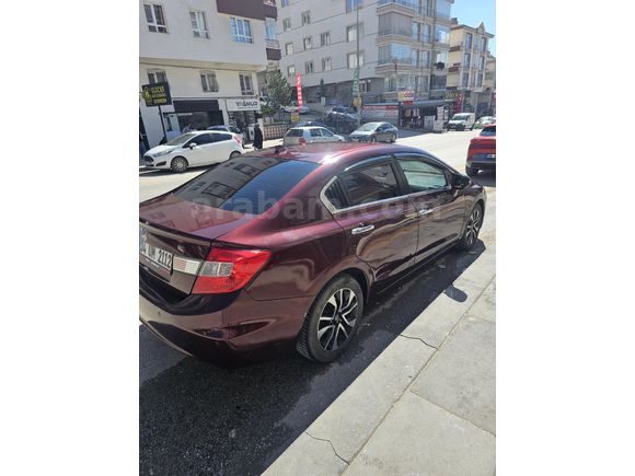 Sahibinden Honda Civic 1.6i VTEC Eco Elegance 2014 Model