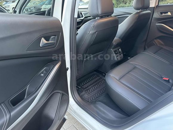 ULTİMATE PREMIUM PACK FULL PAKET 32000 KM DİZEL OTOMATİK