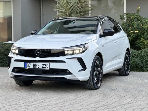 ULTİMATE PREMIUM PACK FULL PAKET 32000 KM DİZEL OTOMATİK