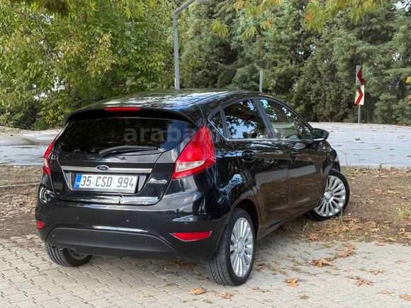 Sahibinden Ford Fiesta 1.4 Titanium 2009 Model 