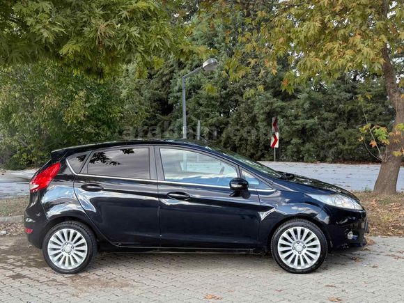 Sahibinden Ford Fiesta 1.4 Titanium 2009 Model 