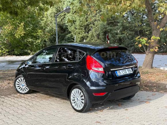 Sahibinden Ford Fiesta 1.4 Titanium 2009 Model 