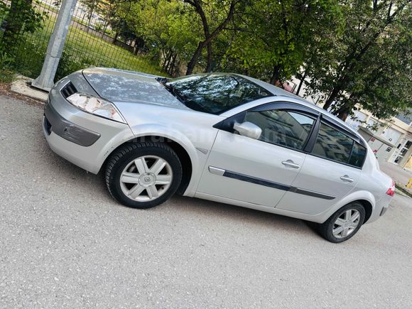 18 yıllık sahibinden megane 2
