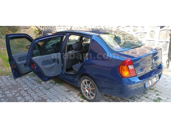 Sahibinden Renault Clio 1.4 2001 Model  265.000 km Mavi