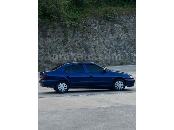 Sahibinden Renault Megane 1.6 RTE 1999 Model 