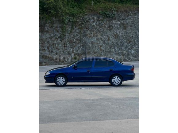 Sahibinden Renault Megane 1.6 RTE 1999 Model 