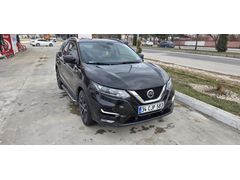 Sahibinden Nissan Qashqai 1.2 DIG-T Sky Pack 2018 .19 cikisli Model  130000 km Siyah