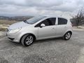 Galeriden Opel Corsa 1.2 Twinport Essentia 2011 Model Aydın 75.000 km Gri (Gümüş)