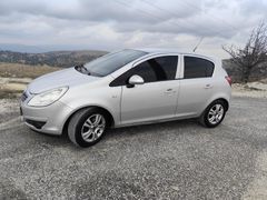 Galeriden Opel Corsa 1.2 Twinport Essentia 2011 Model Aydın 75.000 km Gri (Gümüş)