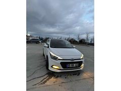 Sahibinden Hyundai i20 1.4 CRDi Style 2015 Model 