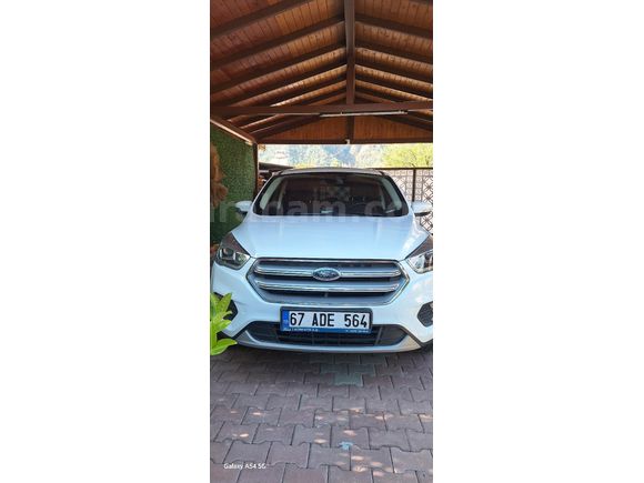 Sahibinden  Ford Kuga 1.5 TDCi Style 2018 Model ceki demirli