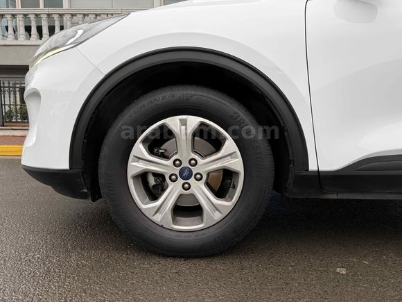 2023 Ford Kuga 1.5 EcoBoost Emsalsiz
