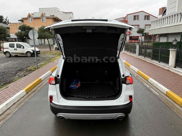 2023 Ford Kuga 1.5 EcoBoost Emsalsiz
