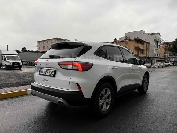 2023 Ford Kuga 1.5 EcoBoost Emsalsiz
