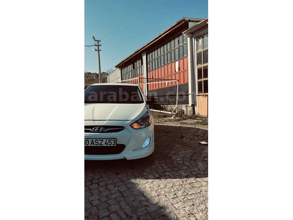 Sahibinden Hyundai Accent Blue 1.6 CRDI Mode Plus 2012 Model 