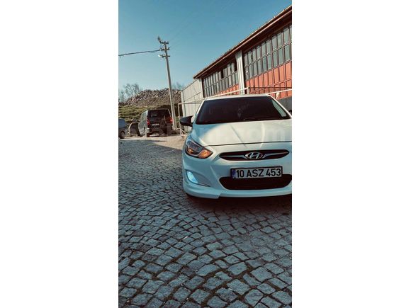 Sahibinden Hyundai Accent Blue 1.6 CRDI Mode Plus 2012 Model 