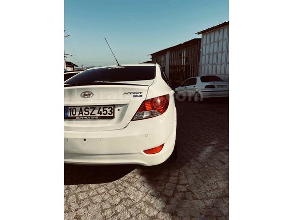 Sahibinden Hyundai Accent Blue 1.6 CRDI Mode Plus 2012 Model 