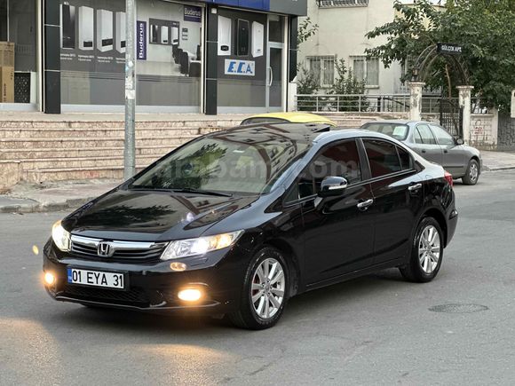 Sahibinden Honda Civic 1.6i VTEC Eco Elegance 2014 Model 