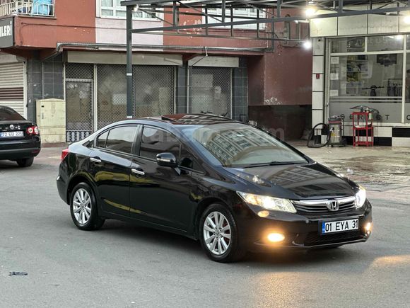 Sahibinden Honda Civic 1.6i VTEC Eco Elegance 2014 Model 
