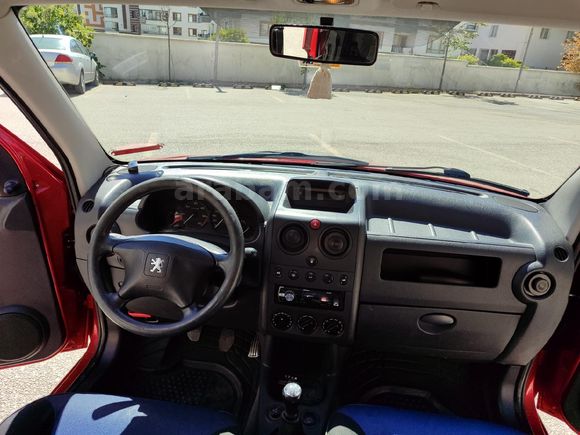 Sahibinden Peugeot Partner 1.9 D 2004 Model