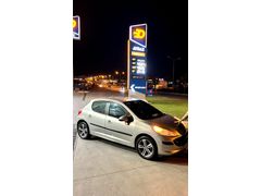 Sahibinden Peugeot 207 1.4 Trendy 207 Model  302 km Gri (metalik)