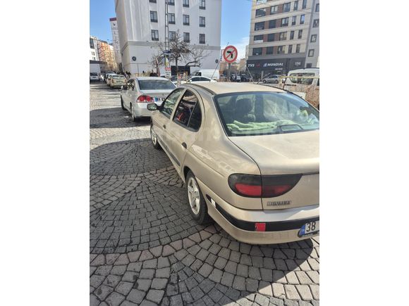 Sahibinden Renault Megane 1.6 1999 Model Kayseri