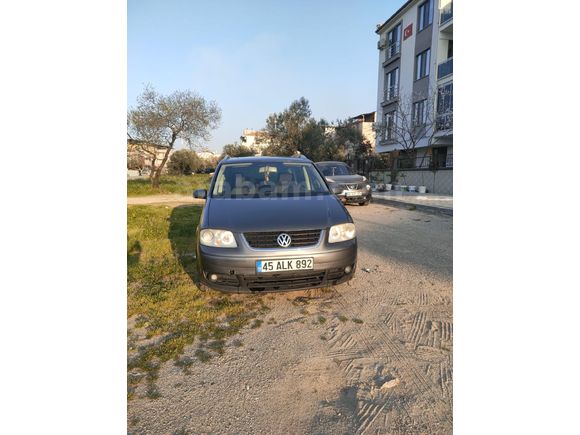 Volkswagen Touran hatasız en dolusu