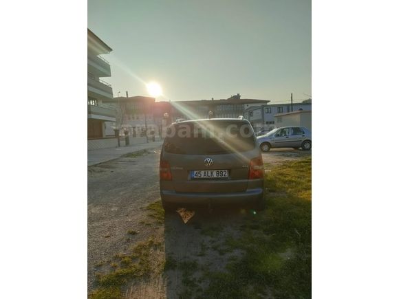 Volkswagen Touran hatasız en dolusu