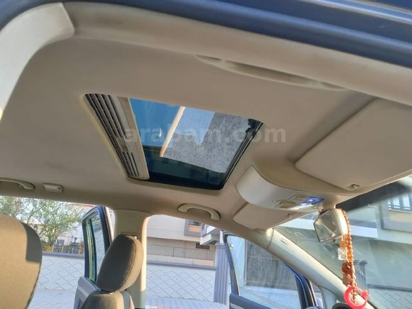 Volkswagen Touran hatasız en dolusu