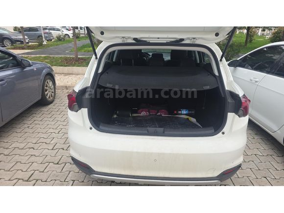 Sahibinden Fiat Egea Cross 1.4 Fire Urban 2023 Model