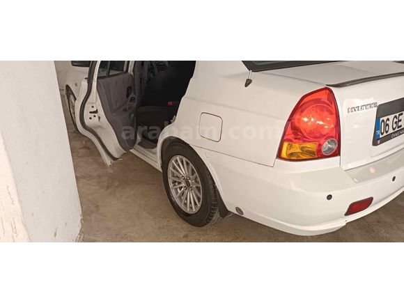 Sahibinden Hyundai Accent 1.3 Admire 2005 Model 