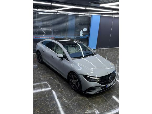 Mercedes Me açık - Benz EQE 350 4Matic AMG