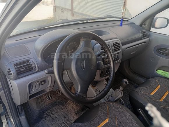 Sahibinden Renault Clio 1.4 2000 Model