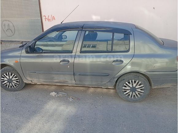 Sahibinden Renault Clio 1.4 2000 Model