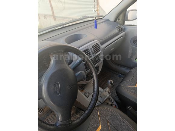 Sahibinden Renault Clio 1.4 2000 Model